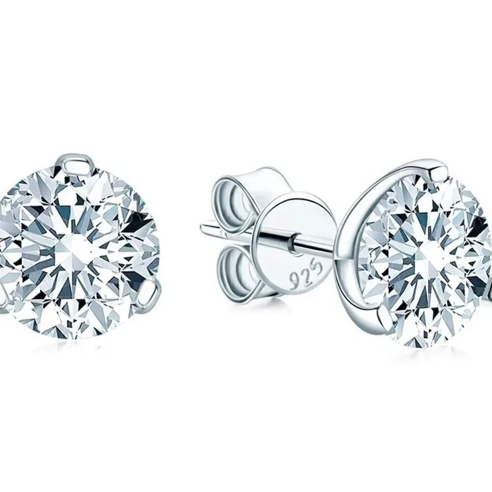 🔷 CZ Diamond solitaire earrings 🔷 - Picture 3 of 6